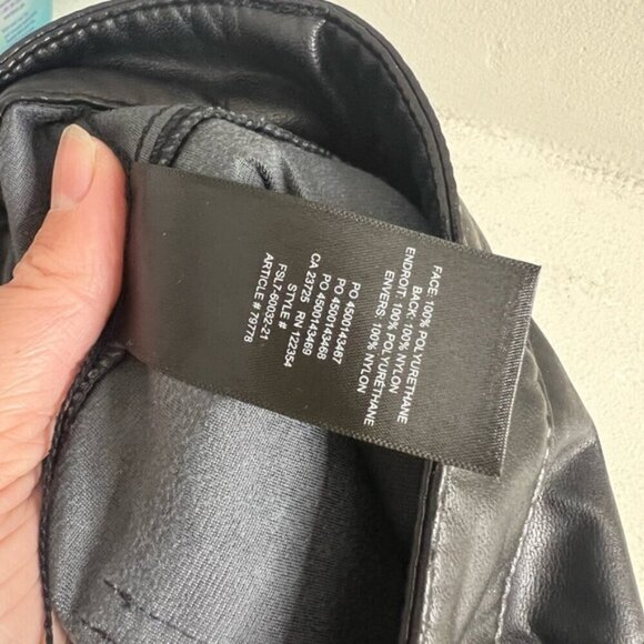 Aritzia Wilfred Free Charm Pant Black size 0 faux leather - Picture 8 of 8